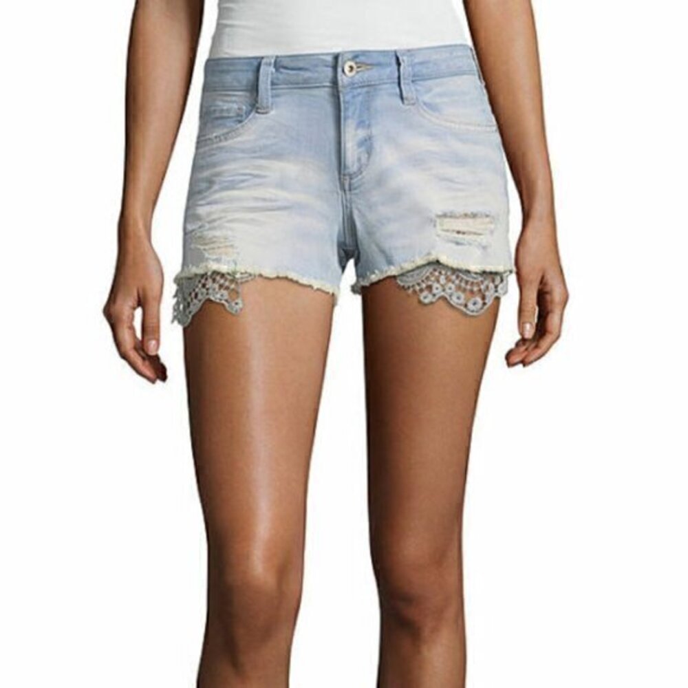 [Arizona] Cut off Lace Shorts - Size 11